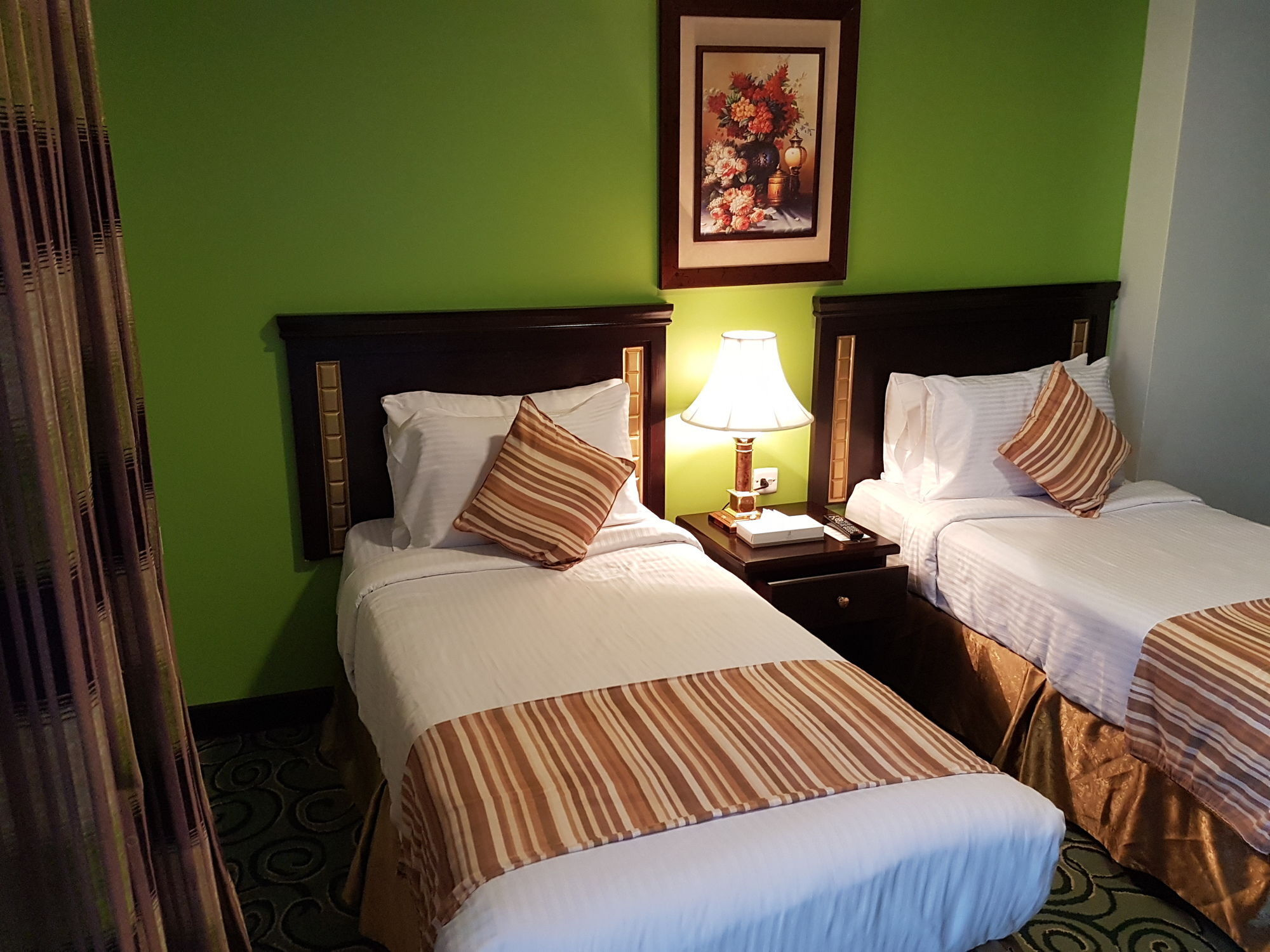 ไทบา อารัค สวีท Medina ภายนอก รูปภาพ A room at the hotel