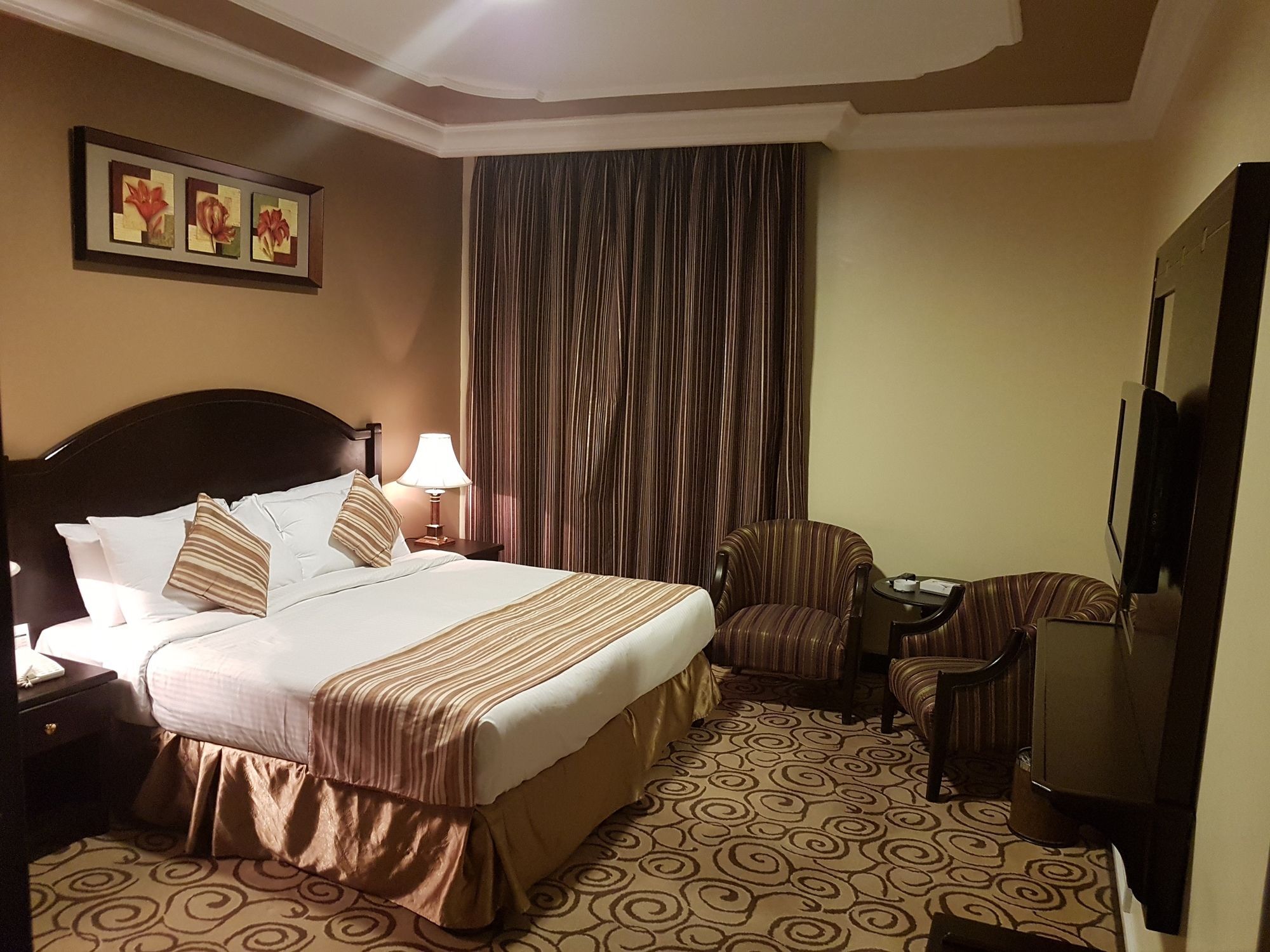ไทบา อารัค สวีท Medina ภายนอก รูปภาพ A room at the hotel